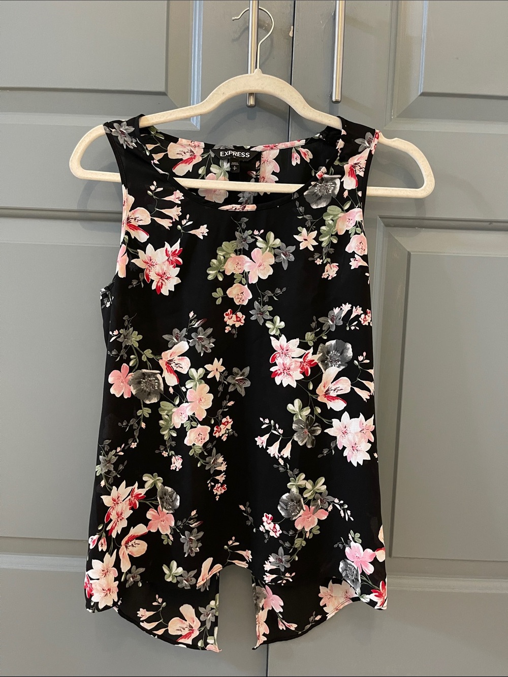 Express Black Floral Sleeveless Camisole - Pink & Green Flowers